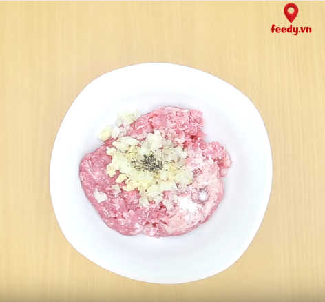 Bánh bông lan chocolate phủ dừa ngọt ngào đầy quyến rũ