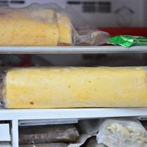 Cách làm bánh bông lan cuộn kem