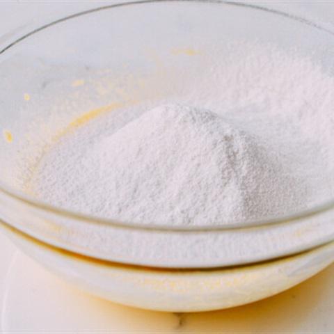 Cách làm bánh bông lan cuộn kem mềm