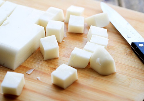 Bánh bông lan cuộn khoai mềm mịn ngon đẹp miễn chê