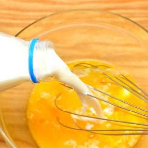 Cách làm bánh bông lan hình quả trứng