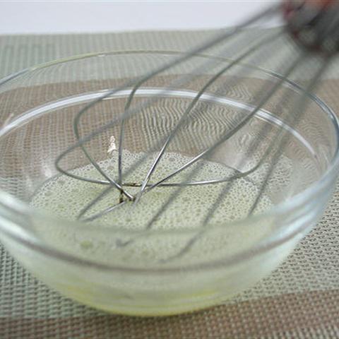 Cách làm bánh bông lan lạp xưởng