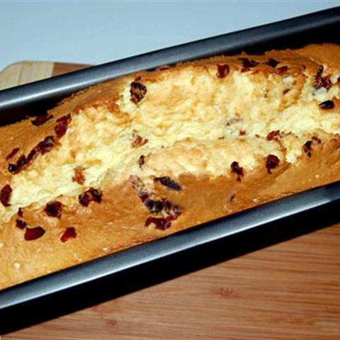 Cách làm bánh bông lan nho khô