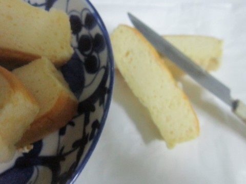 Bánh bông lan phô-mai kiểu Việt Nam