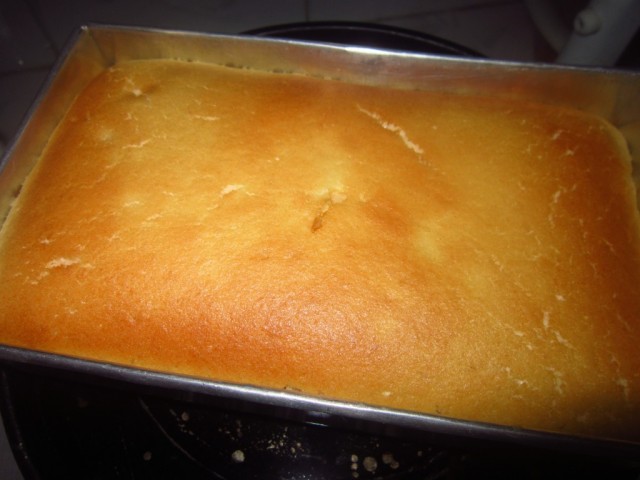 Bánh bông lan phô-mai kiểu Việt Nam