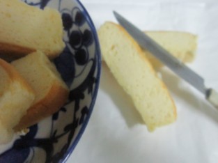 Bánh bông lan phô-mai kiểu Việt Nam