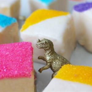 Cách làm bánh bông lan sắc màu