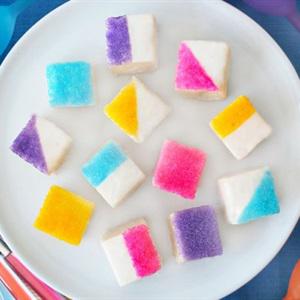 Cách làm bánh bông lan sắc màu