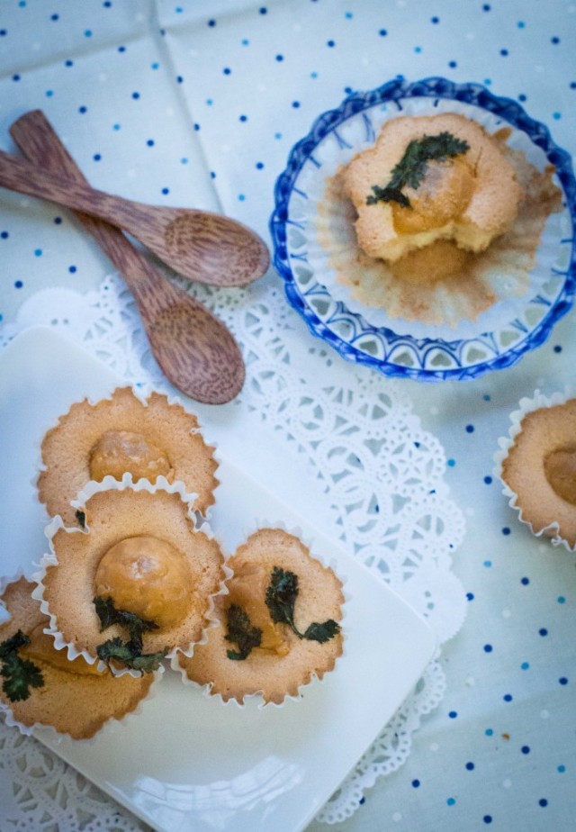 Bánh bông lan trứng muối