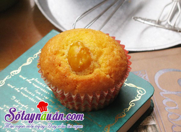 Bánh bông lan trứng muối mặn ngọt mà lại ngon