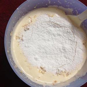 Cách làm bánh bông lan trứng muối phô mai