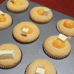 Cách làm bánh bông lan trứng muối phô mai