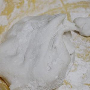 Cách làm bánh bột lọc nhân đậu xanh