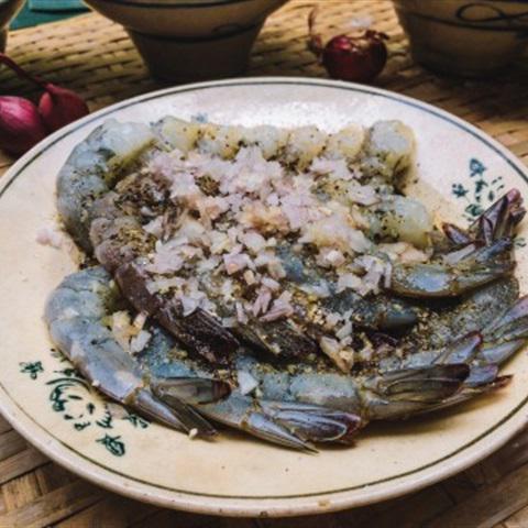 Cách làm bánh bột lọc nhân thịt tôm