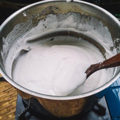 Cách làm bánh bột lọc nhân thịt tôm