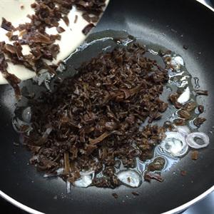 Cách làm bánh bột lọc nhân tôm thịt