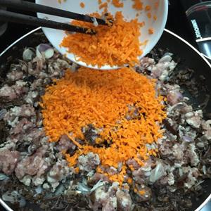 Cách làm bánh bột lọc nhân tôm thịt