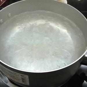 Cách làm bánh bột lọc nhân tôm thịt