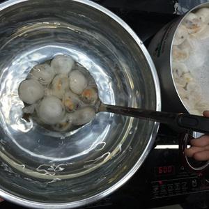 Cách làm bánh bột lọc nhân tôm thịt