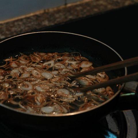 Cách làm bánh bột lọc nhân tôm