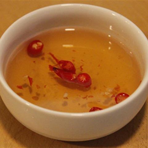 Cách làm bánh bột lọc tôm thịt nấm mèo