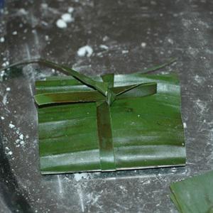 Cách làm bánh bột lọc tôm thịt nấm mèo