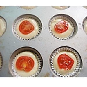 Cách làm bánh cà chua bi mini