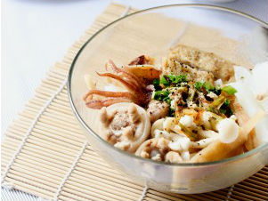 Bánh canh sườn heo