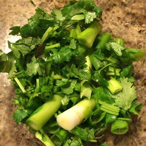 Cách làm bánh canh trứng cút