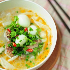 Cách làm bánh canh trứng cút
