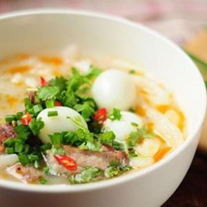 Cách làm bánh canh trứng cút