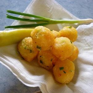 Cách làm bánh cay nhân tôm