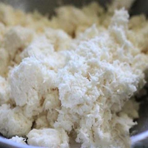 Cách làm bánh cay nhân tôm