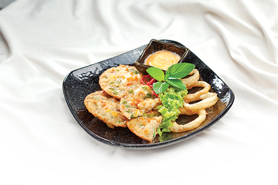 Bánh chiên hải sản