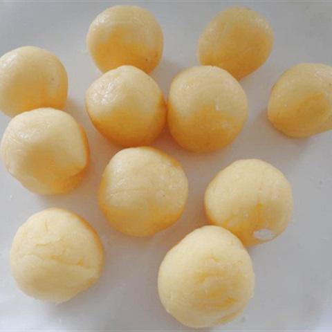 Cách làm bánh chiên lúc lắc