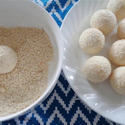 Cách làm bánh chiên lúc lắc