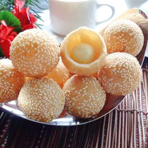 Cách làm bánh chiên lúc lắc