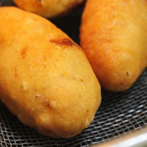 Cách làm bánh chiên nhân mặn