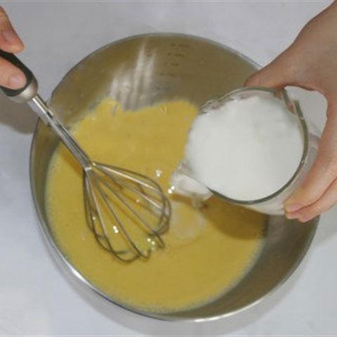 Cách làm bánh chiên nhân thịt xông khói