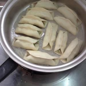 Cách làm bánh chiên nhân thịt