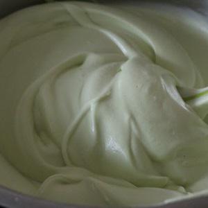 Cách làm bánh chiffon lá dứa