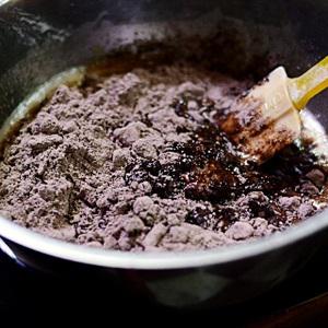 Cách làm bánh chocolate cho giáng sinh