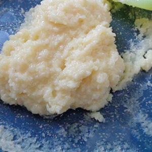 Cách làm bánh chocolate nhân dừa hình trái tim