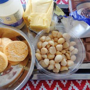 Cách làm bánh chocolate trái tim ngọt ngào