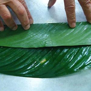 Cách làm bánh chưng gấc ngày Tết