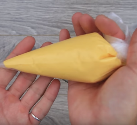 Bánh chuối kem lạnh thơm ngon ngất ngây, ăn hoài không chán