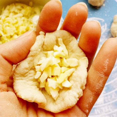 Cách làm bánh chuối nhân phô mai