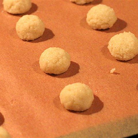 Cách làm bánh cookies bơ nho khô