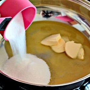 Cách làm bánh crepe táo