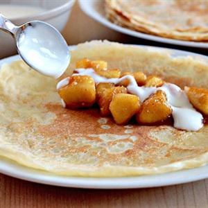 Cách làm bánh crepe táo